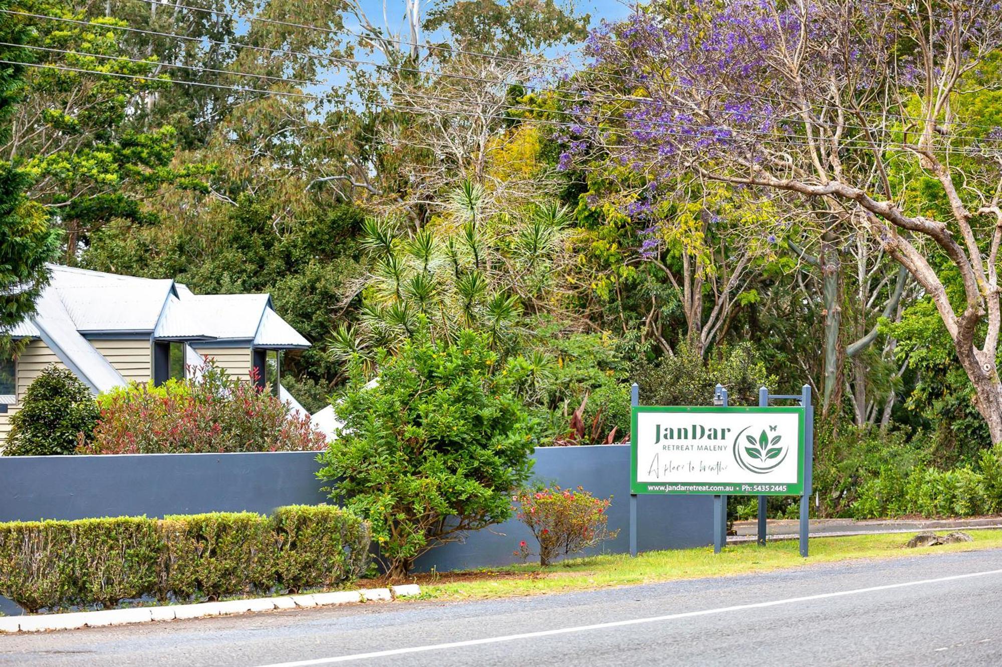 Jandar Retreat Maleny Pensionat Exteriör bild